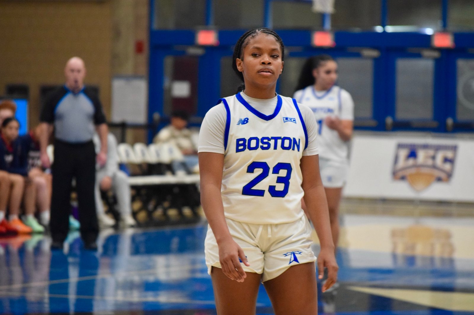 UMASS Boston v Western ct state 60-44